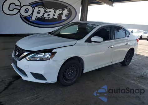 2019 Nissan Sentra S z USA, uszkodzony, nr VIN 3N1AB7AP9KY244437